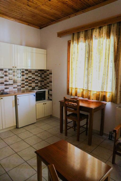 Hotel Elatofilito Athamanio Ngoại thất bức ảnh